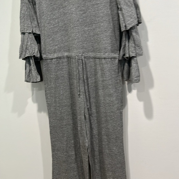 Chaser jumpsuit tier statement sleeve pantsuit grey women’s new w tag size small - Picture 4 of 7